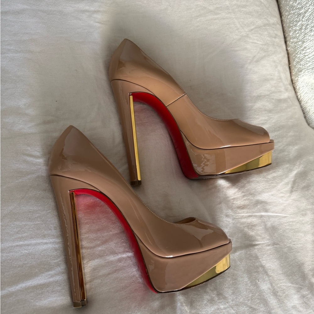 Christian Louboutin Tuctivista 140 mm Patent Leather Pumps